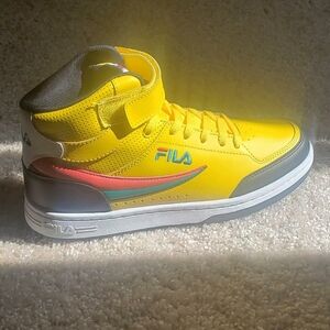 Fila 92 mid strap